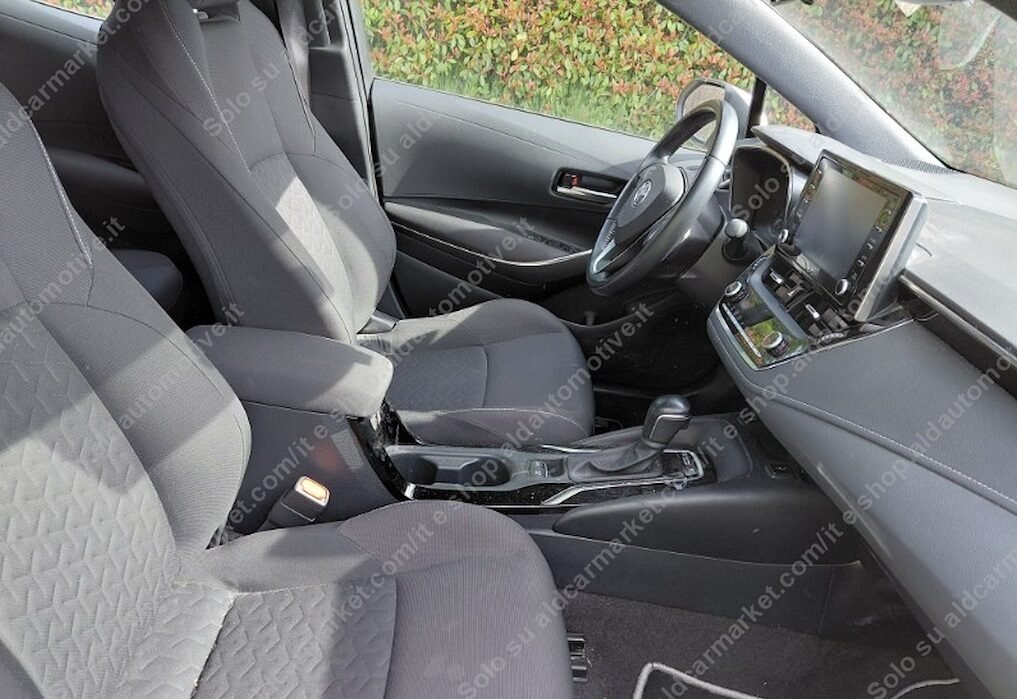 TOYOTA COROLLA BUSINES 2WD