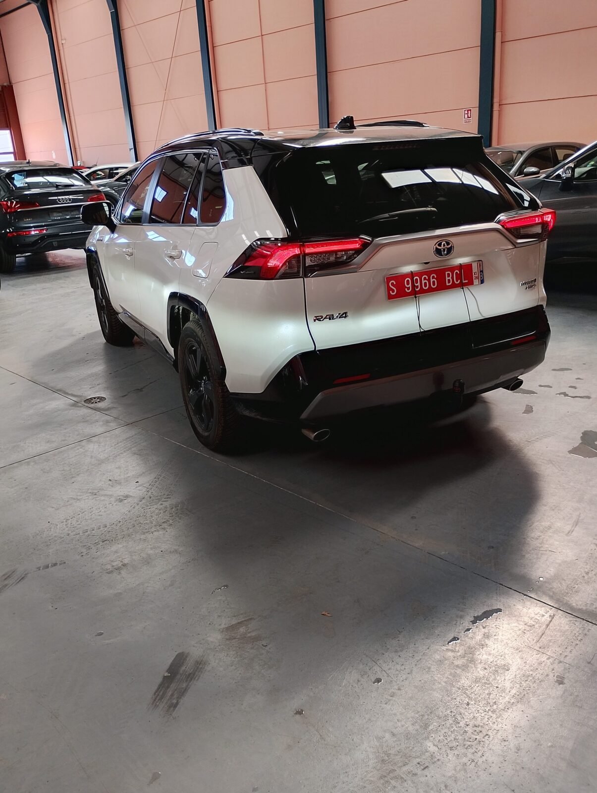 TOYOTA RAV4 BLACK EDITION