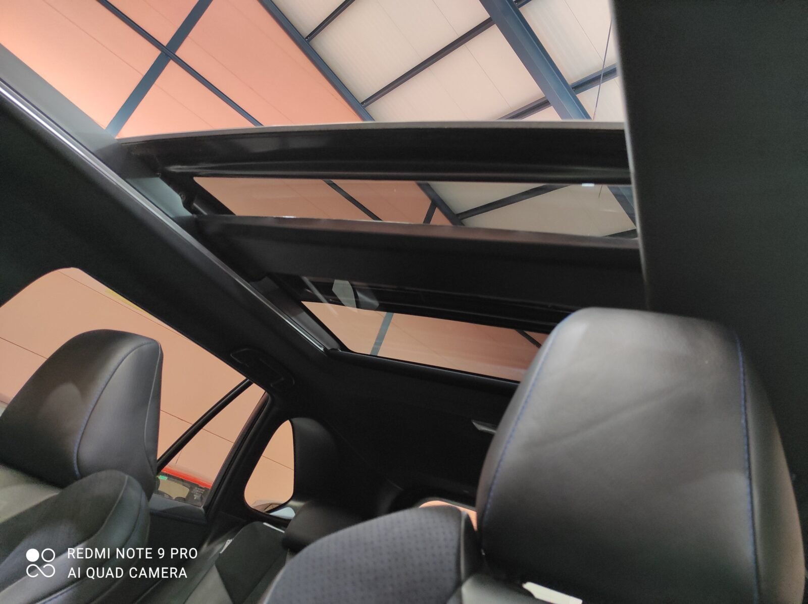 TOYOTA RAV4 BLACK EDITION
