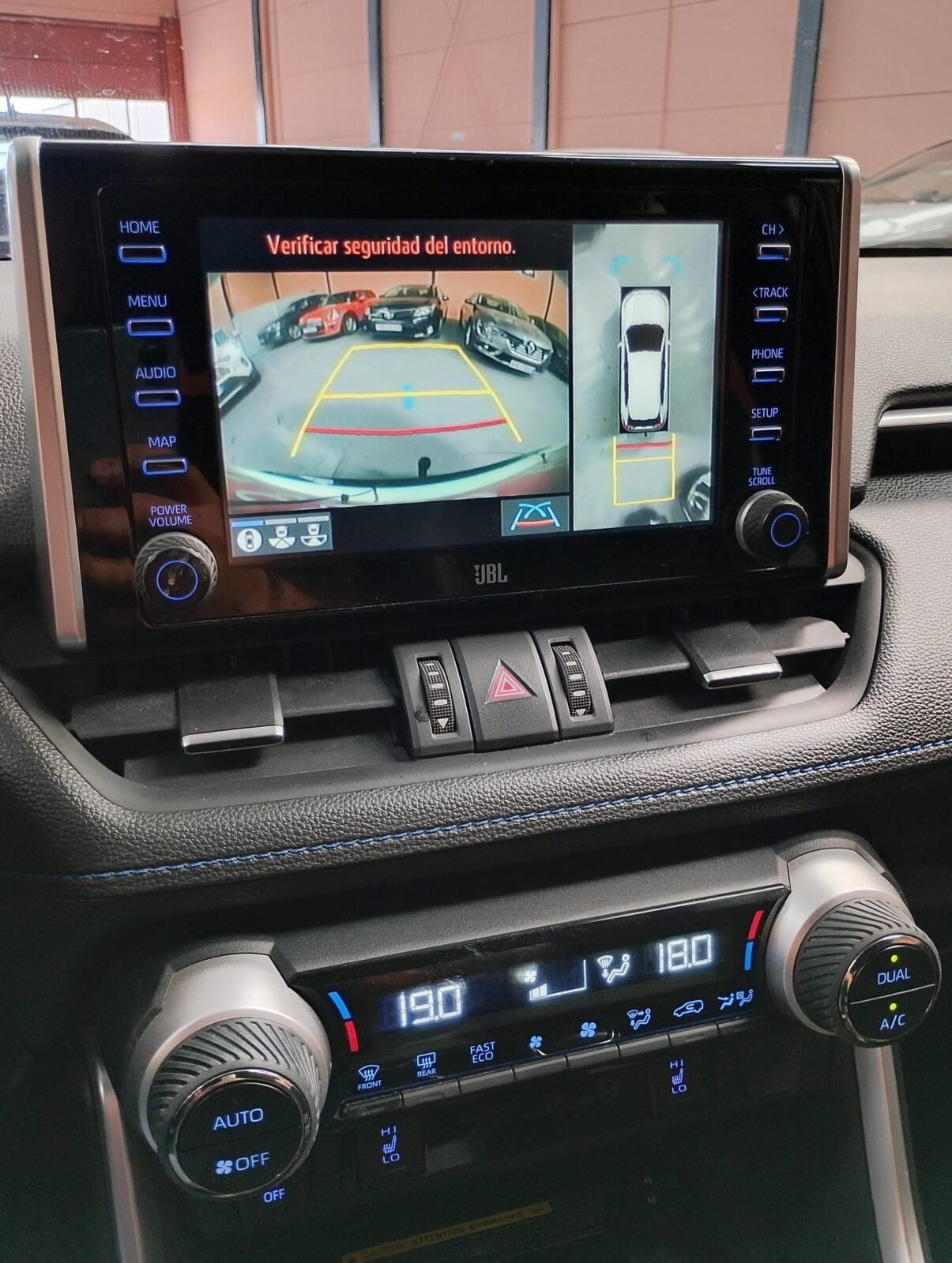 TOYOTA RAV4 BLACK EDITION