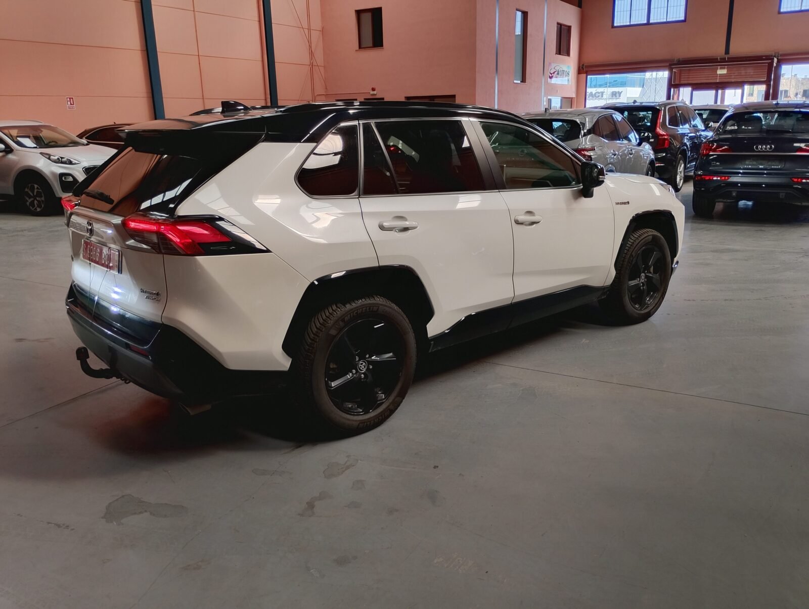 TOYOTA RAV4 BLACK EDITION