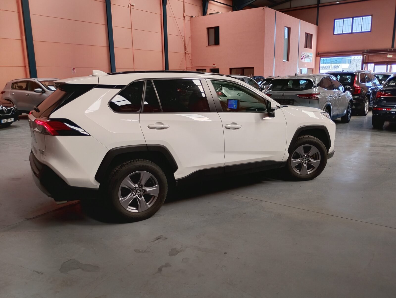 TOYOTA RAV4 2.5 DYNAMIC