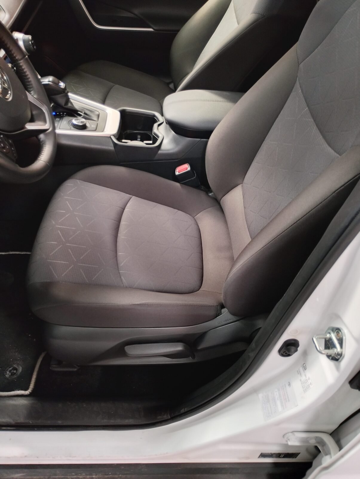 TOYOTA RAV4 2.5 DYNAMIC