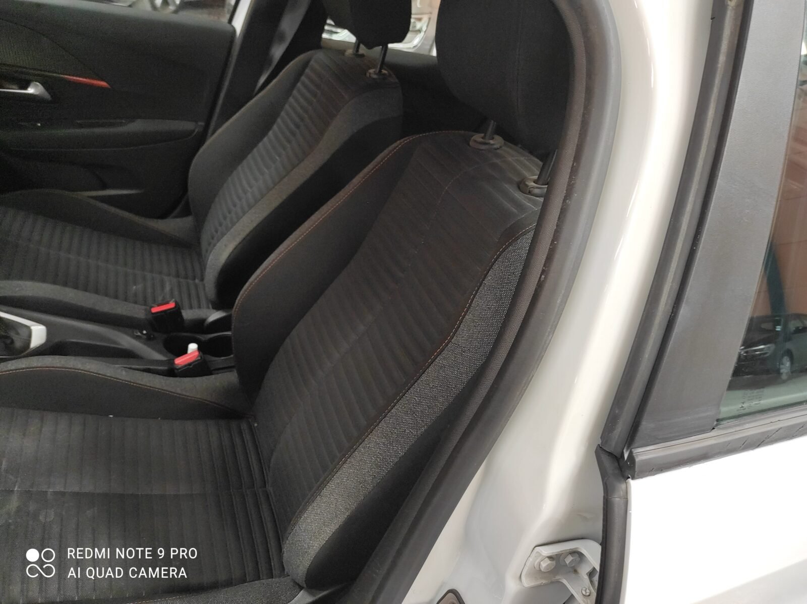 PEUGEOT 208 ACTIVE PACK HDI
