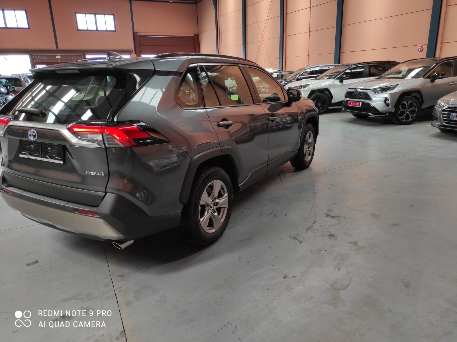 TOYOTA RAV4 BUSINES 2WD