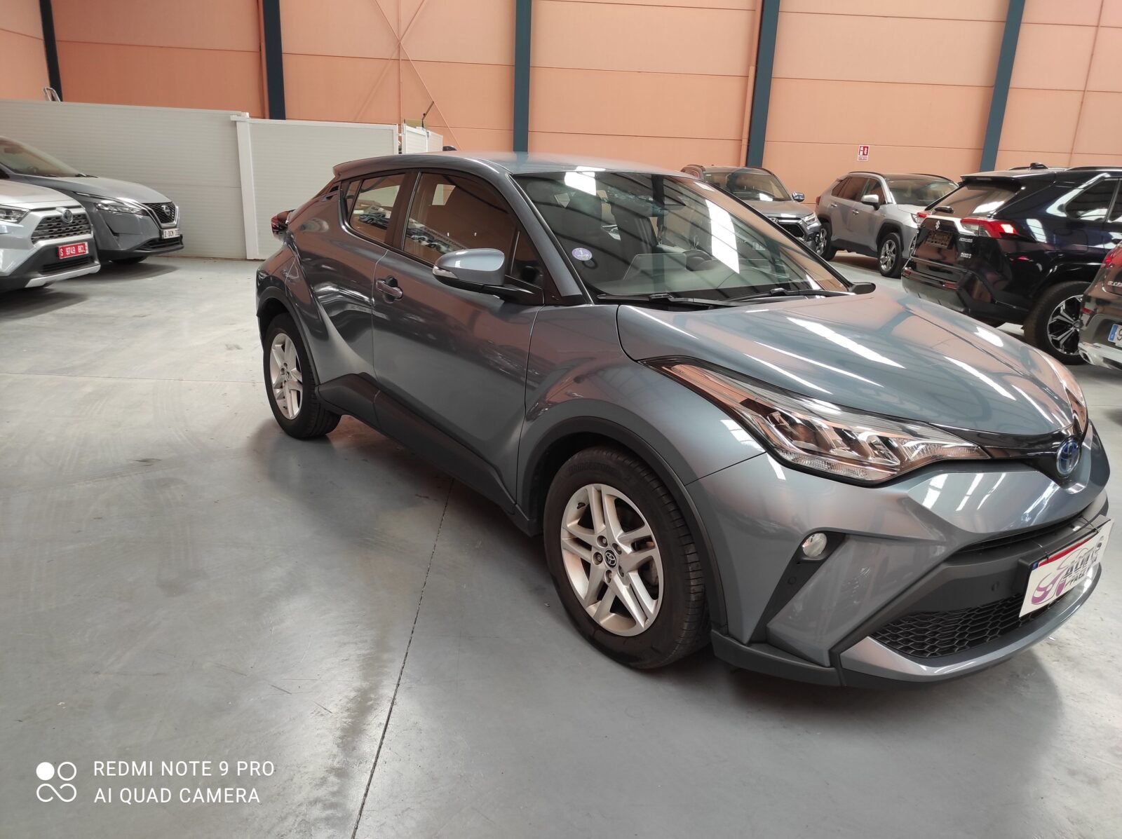 TOYOTA C-HR C-HR 1.8 hibride 122 DYN bus BEYOND ZERO ACAD