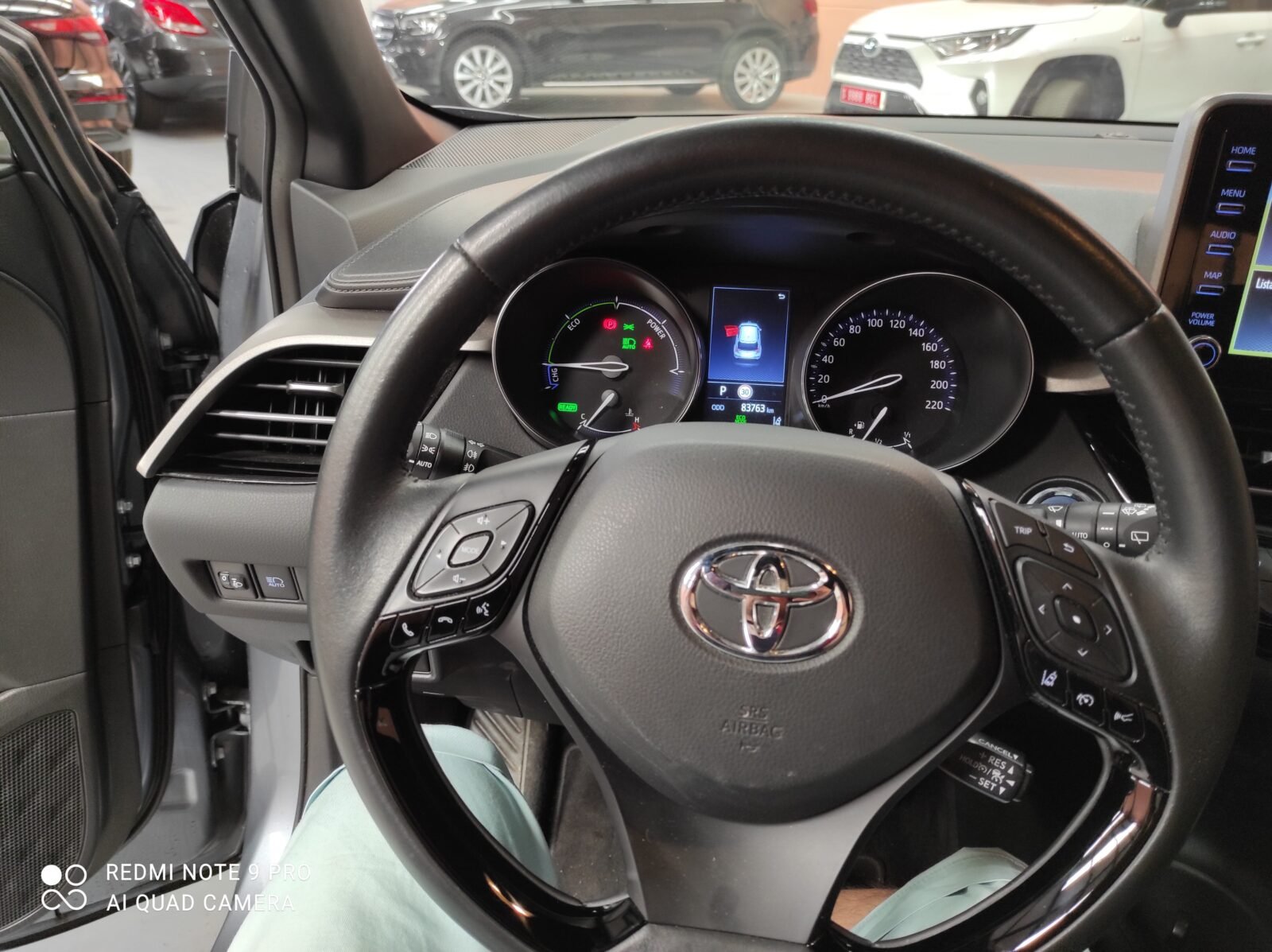 TOYOTA C-HR C-HR 1.8 hibride 122 DYN bus BEYOND ZERO ACAD