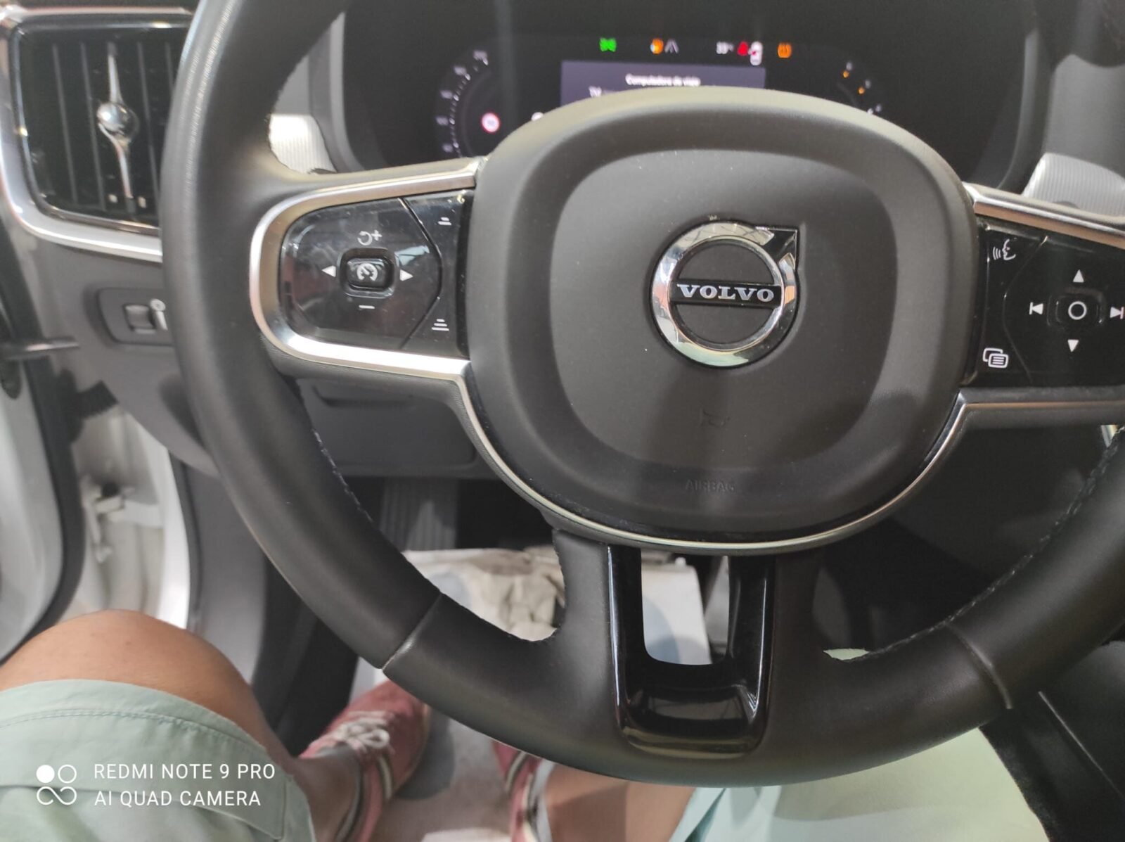 VOLVO S90 R-DESING  B5