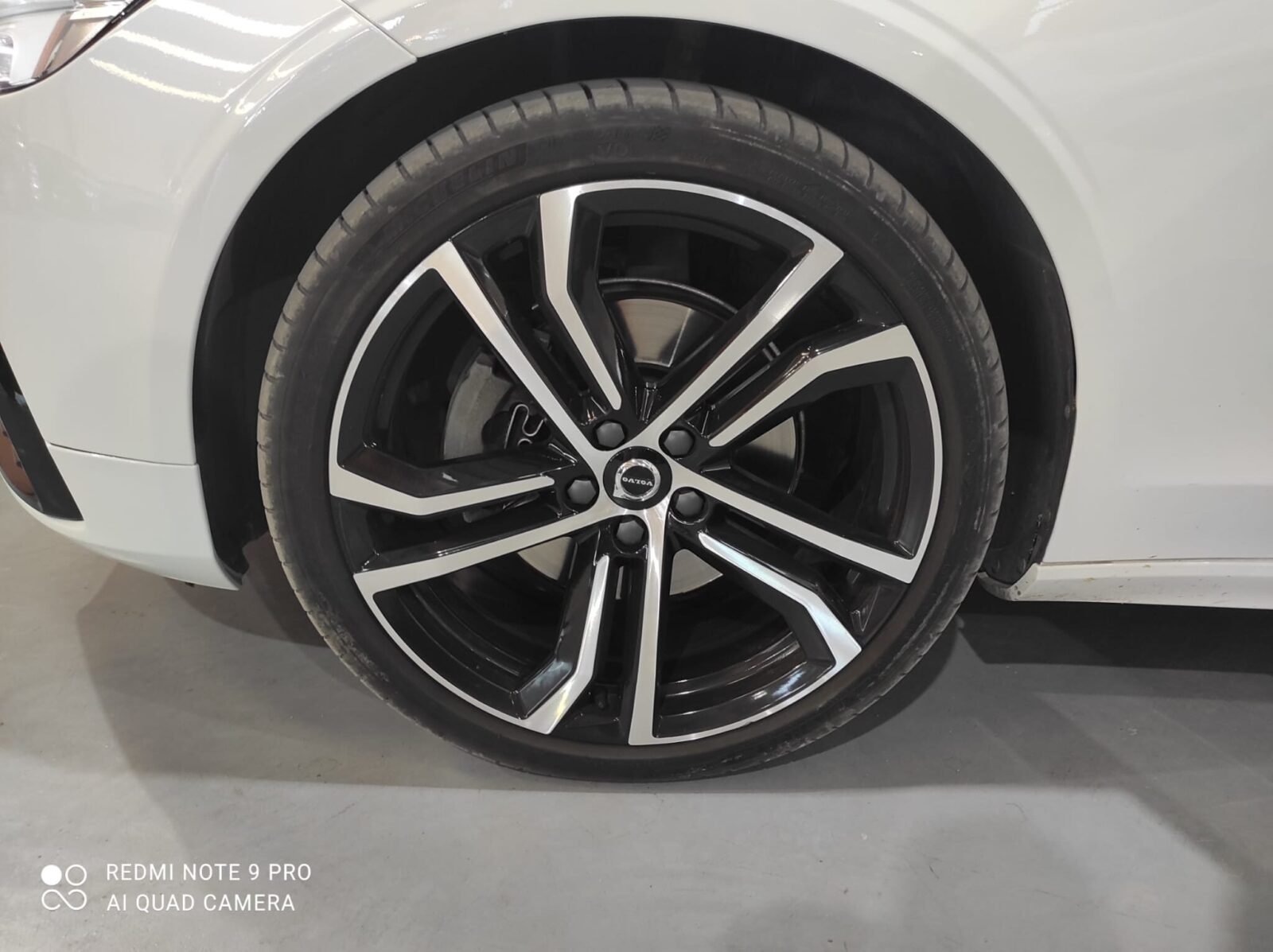 VOLVO S90 R-DESING  B5