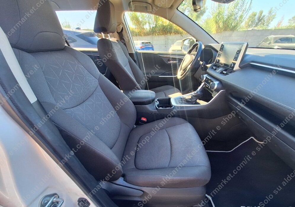 TOYOTA RAV4 RAV4 DINAMIC PULS 4WD 