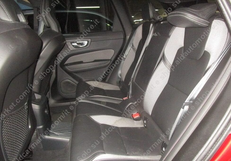 VOLVO XC60 4WD HIBRIDO ENCHUFABLE ULTIMATE SPORT